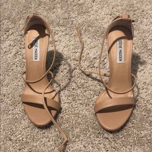 Steve Madden Nude Heels